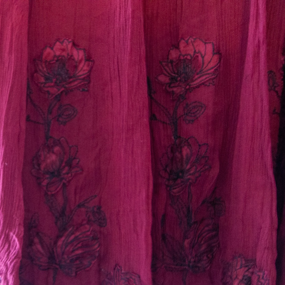 Tahari Burgundy Embroidered Skirt